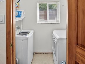 18201 Lake Chabot Rd, Castro Valley CA 94546