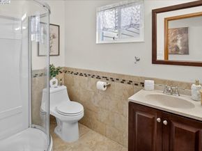 18201 Lake Chabot Rd, Castro Valley CA 94546