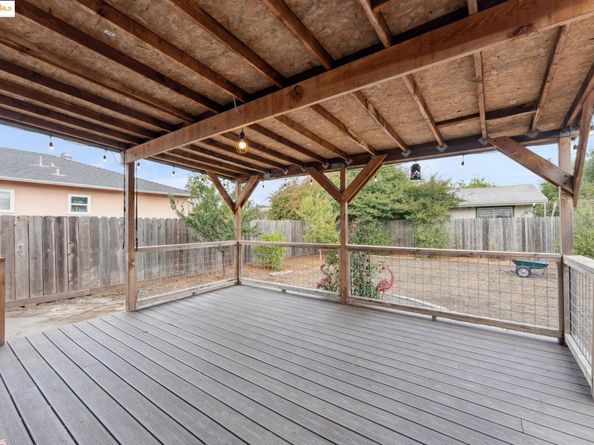 2425 Humphrey Ave, Richmond CA 94804