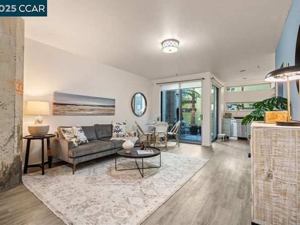 1201 Pine St 130, Oakland CA 94607
