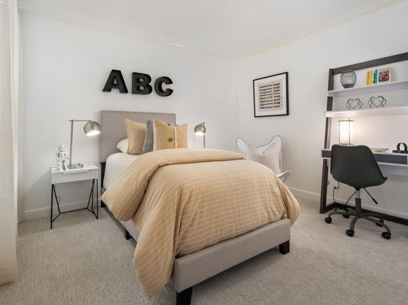 320 Vallejo Dr 47, Millbrae CA 94030