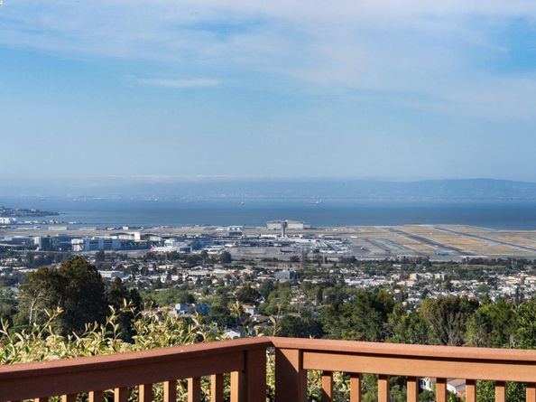 320 Vallejo Dr 47, Millbrae CA 94030