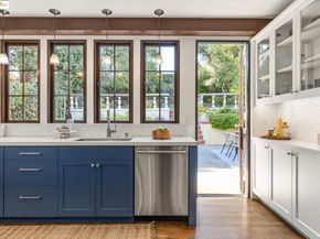 5815 Morpeth St, Oakland CA 94618