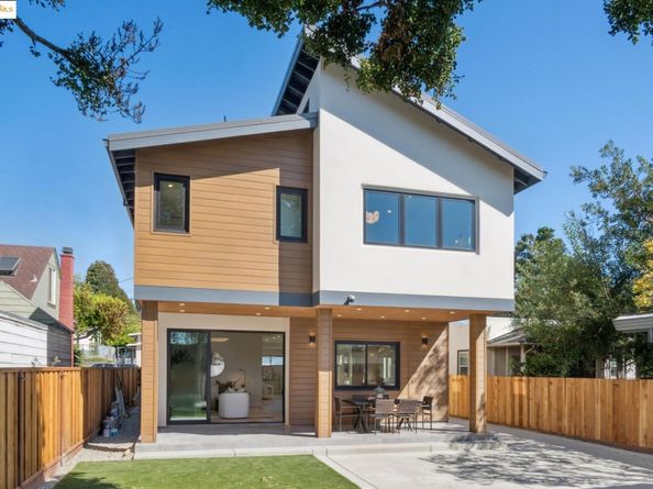 1014 Santa Fe, Albany CA 94706