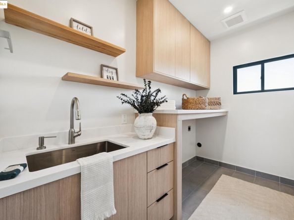 1014 Santa Fe, Albany CA 94706