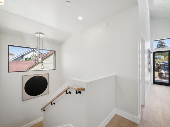1014 Santa Fe, Albany CA 94706