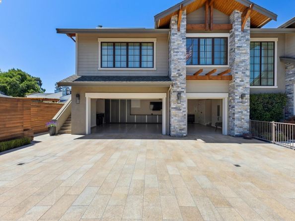 363 Saint Mary St, Pleasanton CA 94566