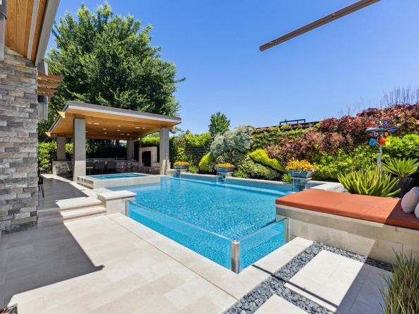 363 Saint Mary St, Pleasanton CA 94566