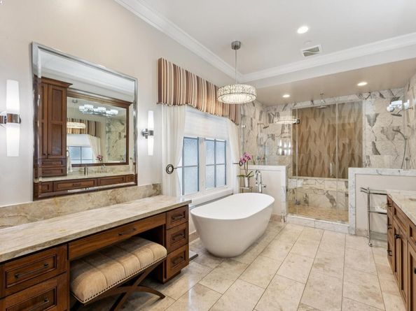 363 Saint Mary St, Pleasanton CA 94566