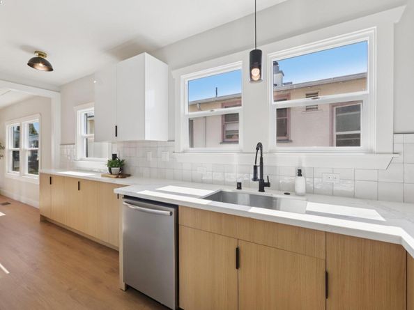 2507 Maxwell Ave, Oakland CA 94601