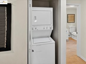 555 10Th St 113, Oakland CA 94607