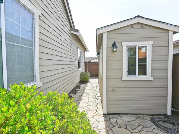 6432 Laurel Creek Pl, Livermore CA 94551