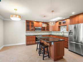 2312 Ptarmigan 1, Walnut Creek CA 94595