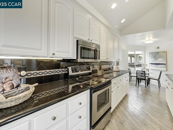 3535 Terra Granada Dr 4C, Walnut Creek CA 94595