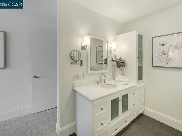 3535 Terra Granada Dr 4C, Walnut Creek CA 94595