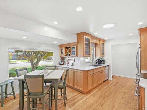 5233 Vernon Ave, Fremont CA 94536