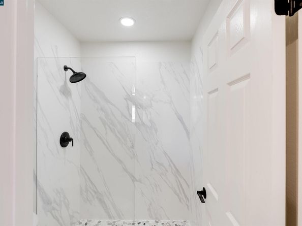 3058 Flint 40, Union City CA 94587