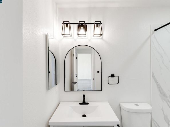 3058 Flint 40, Union City CA 94587