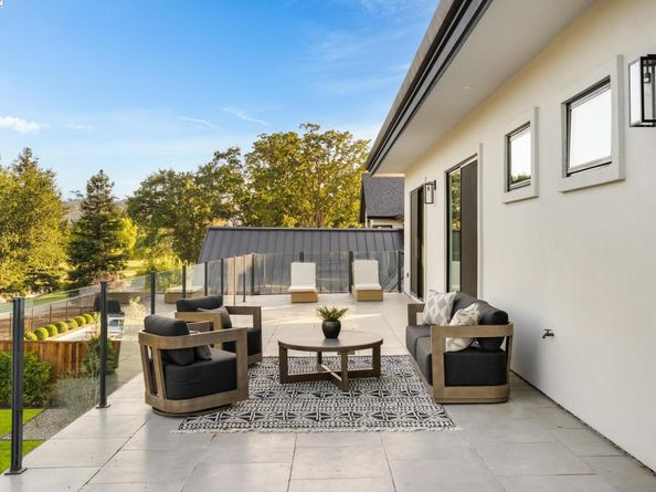 270 Cameo Dr, Danville CA 94526