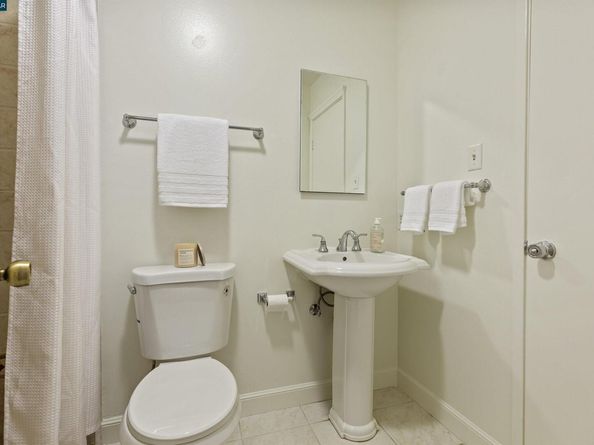 490 Rheem Blvd, Moraga CA 94556