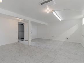 3109 Sacramento St, Berkeley CA 94702