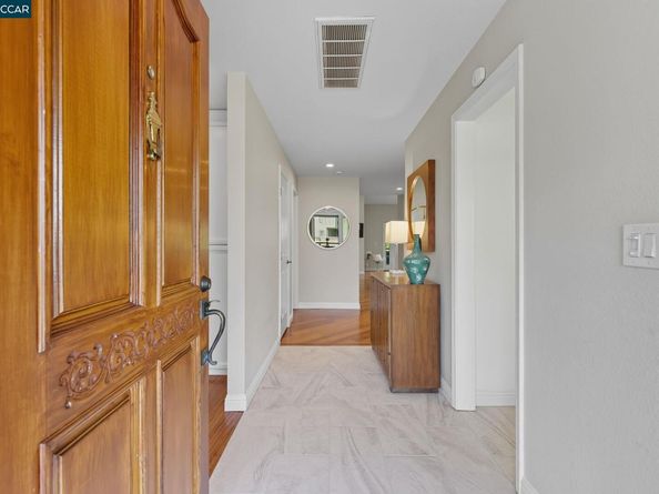 1696 San Miguel Dr, Walnut Creek CA 94596