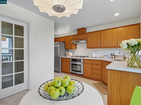 1696 San Miguel Dr, Walnut Creek CA 94596