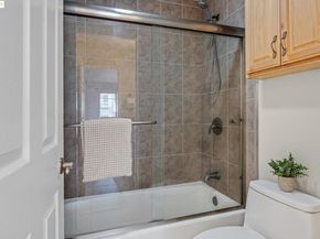 66 Fairmount Ave 316, Oakland CA 94611