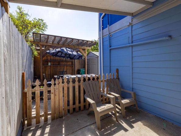 1234 Willow St, Oakland CA 94607