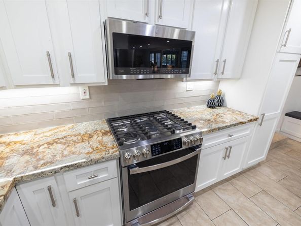 1234 Willow St, Oakland CA 94607