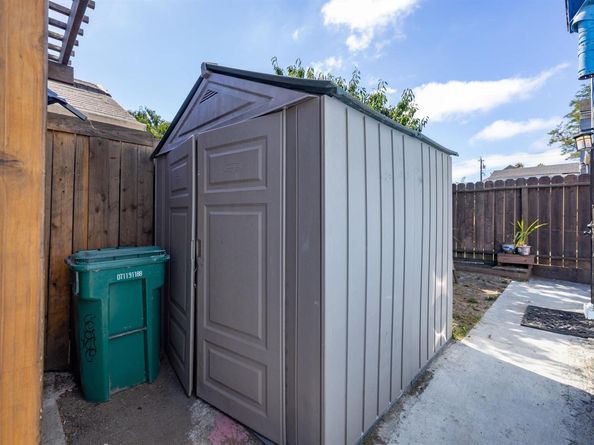 1234 Willow St, Oakland CA 94607