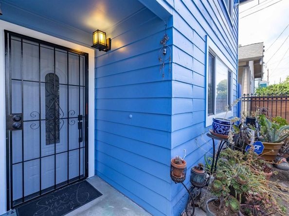 1234 Willow St, Oakland CA 94607