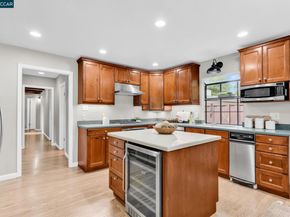 1760 Magnolia Way, Walnut Creek CA 94595