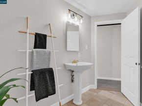 1760 Magnolia Way, Walnut Creek CA 94595