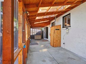 670 Grace St, Hayward CA 94541