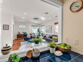 595 22Nd St, Oakland CA 94612