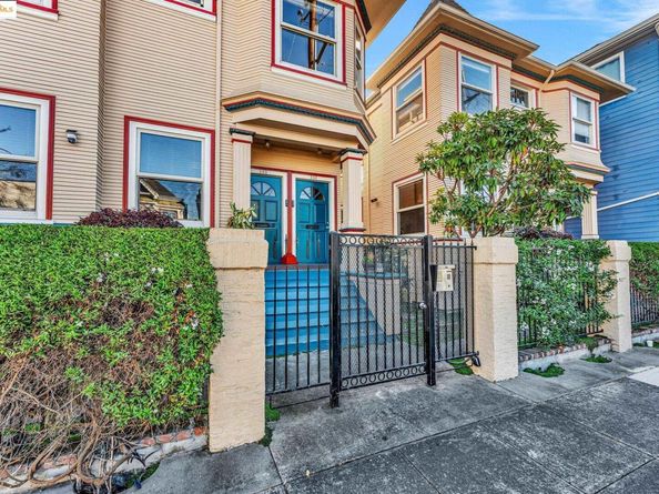 595 22Nd St, Oakland CA 94612