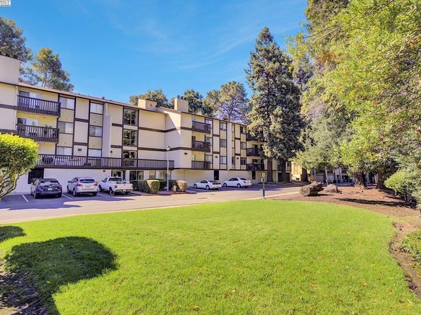 1775 Panda Way 337, Hayward CA 94541