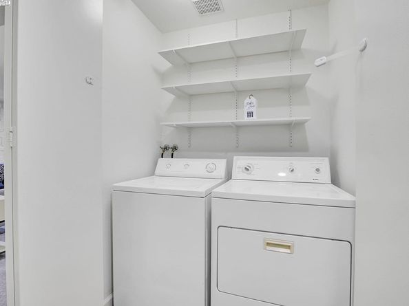1775 Panda Way 337, Hayward CA 94541