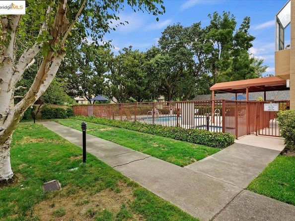1308 Walden Rd 32, Walnut Creek CA 94597