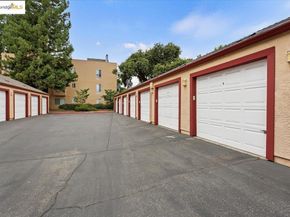 1308 Walden Rd 32, Walnut Creek CA 94597