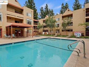 1308 Walden Rd 32, Walnut Creek CA 94597