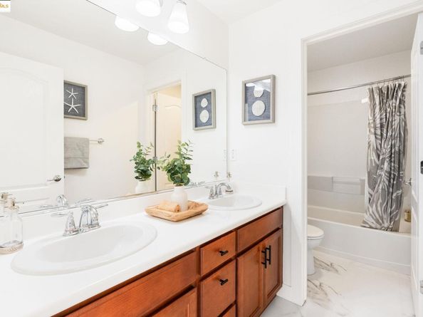 2564 Anchorage Pl, Hayward CA 94545