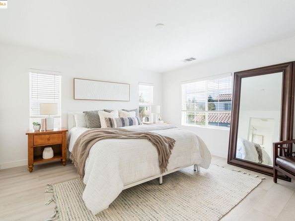 2564 Anchorage Pl, Hayward CA 94545