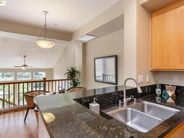 6042 Old Quarry Loop, Oakland CA 94605