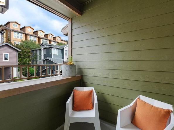 6042 Old Quarry Loop, Oakland CA 94605