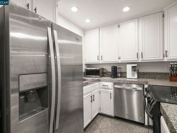 394 Ilo Lane 303, Danville CA 94526