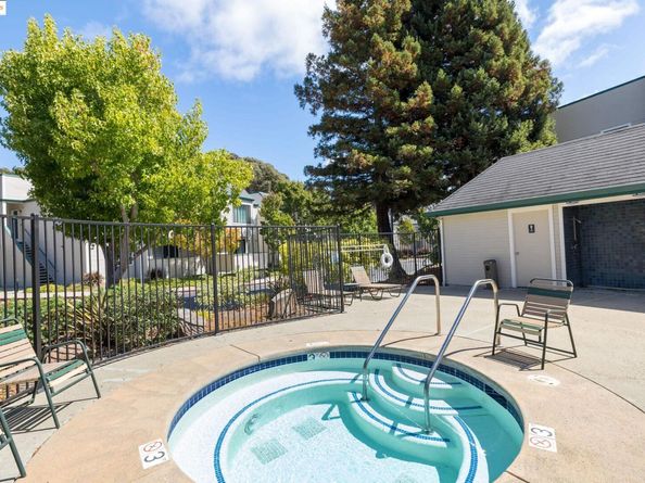 3675 West Ct, Richmond CA 94806
