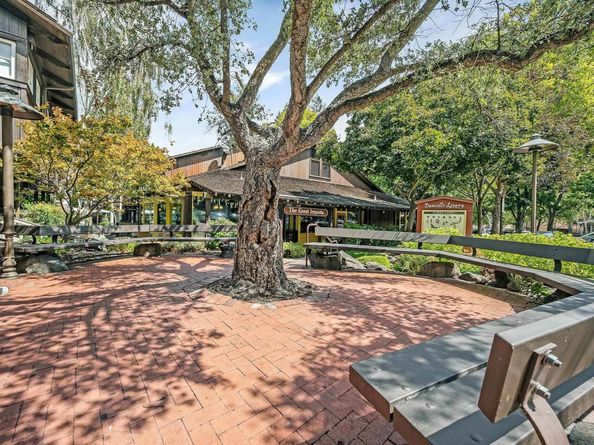 651 Derbyshire Place, Danville CA 94526