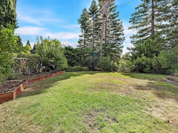 651 Derbyshire Place, Danville CA 94526